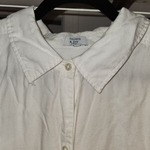 Crown & Ivy Cream Button-Up Blouse